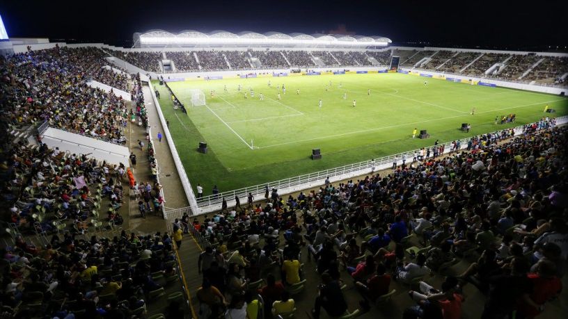 Legenda: A Arena Romeirão recebeu quase 10 mil pessoas em sua inauguração Foto: Nivia Uchôa / Governo do Estado do Ceará