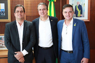 Prefeito de Campos Sales, João Luiz (PT), Ministro Camilo Santan e Dep. Estadual Fernando Santana (PT)a