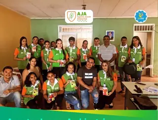 Campos Sales: Prefeito João Luiz (PT) e Sec. de Recursos Hídricos e Meio Ambiente, fazem a entrega de sementes do Projeto Agente Jovens Ambientais e realizaram Palestra.