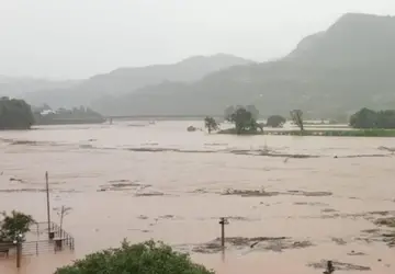 Sobe para 13 o número de mortos no Rio Grande do Sul após temporal