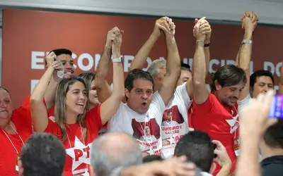 Evandro Leitão é escolhido pelo PT como pré-candidato à Prefeitura de Fortaleza